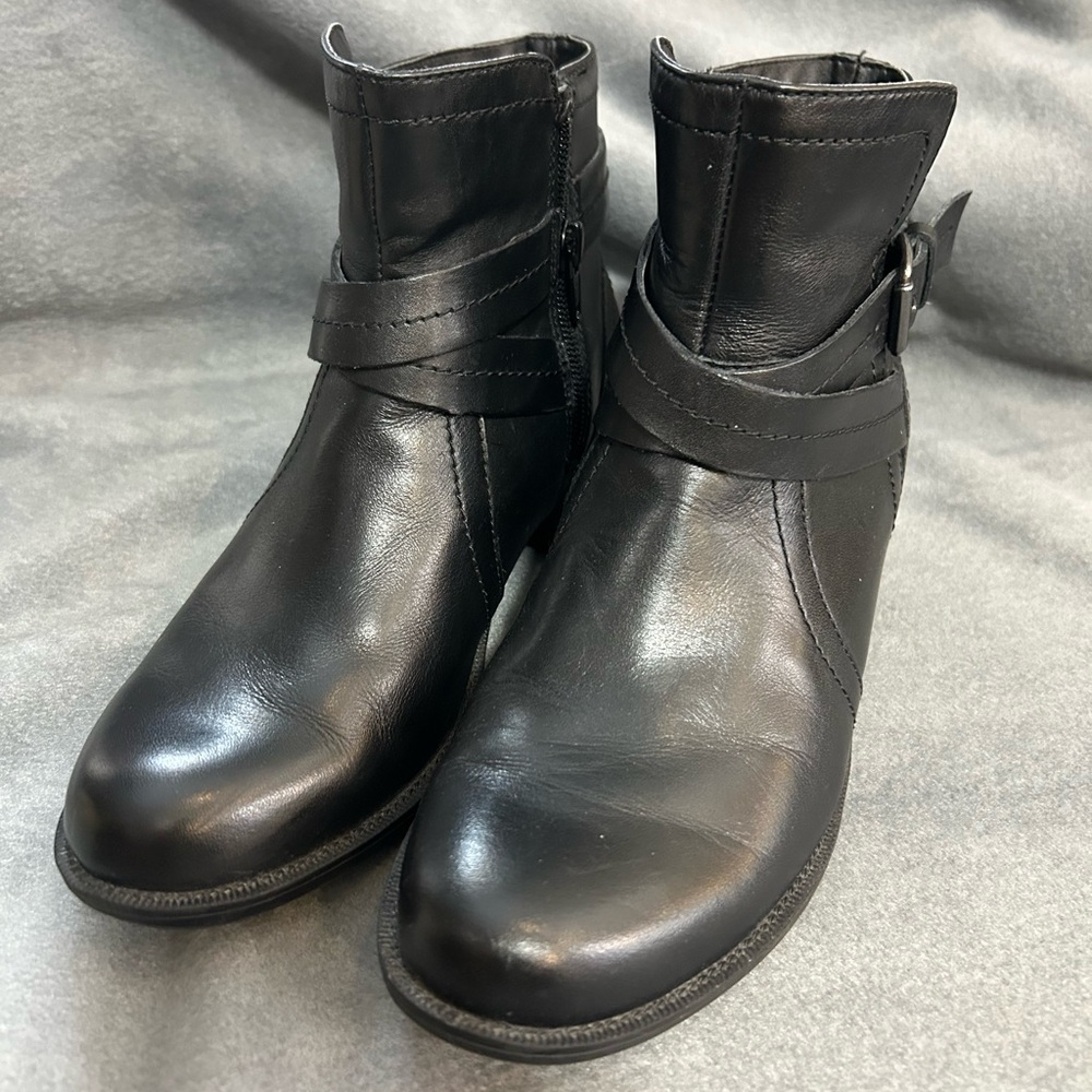 Rockport Waterproof Black Leather Ankle Boots